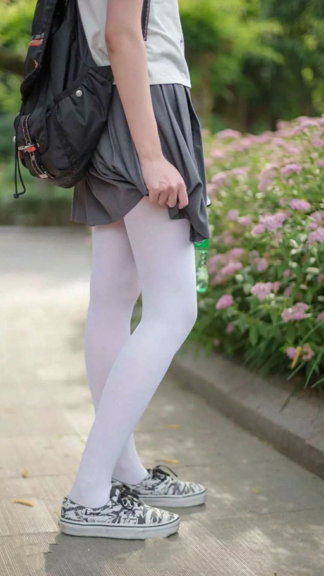 乐鱼体育-国家队落后时心态崩盘是否源自集训结构,国家队存在