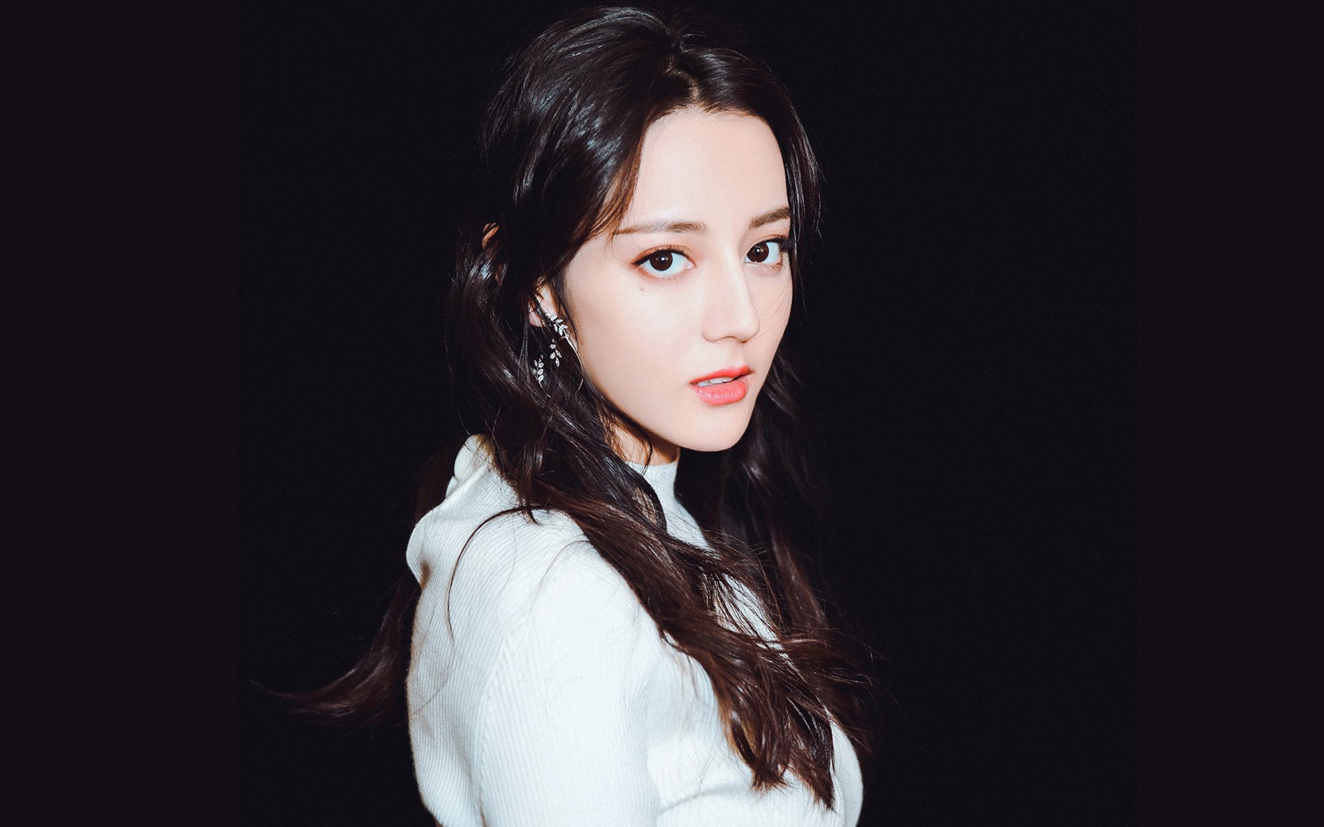 乐鱼官方登录入口-混合泳对决波兰沉着冷静,混合泳夺冠视频